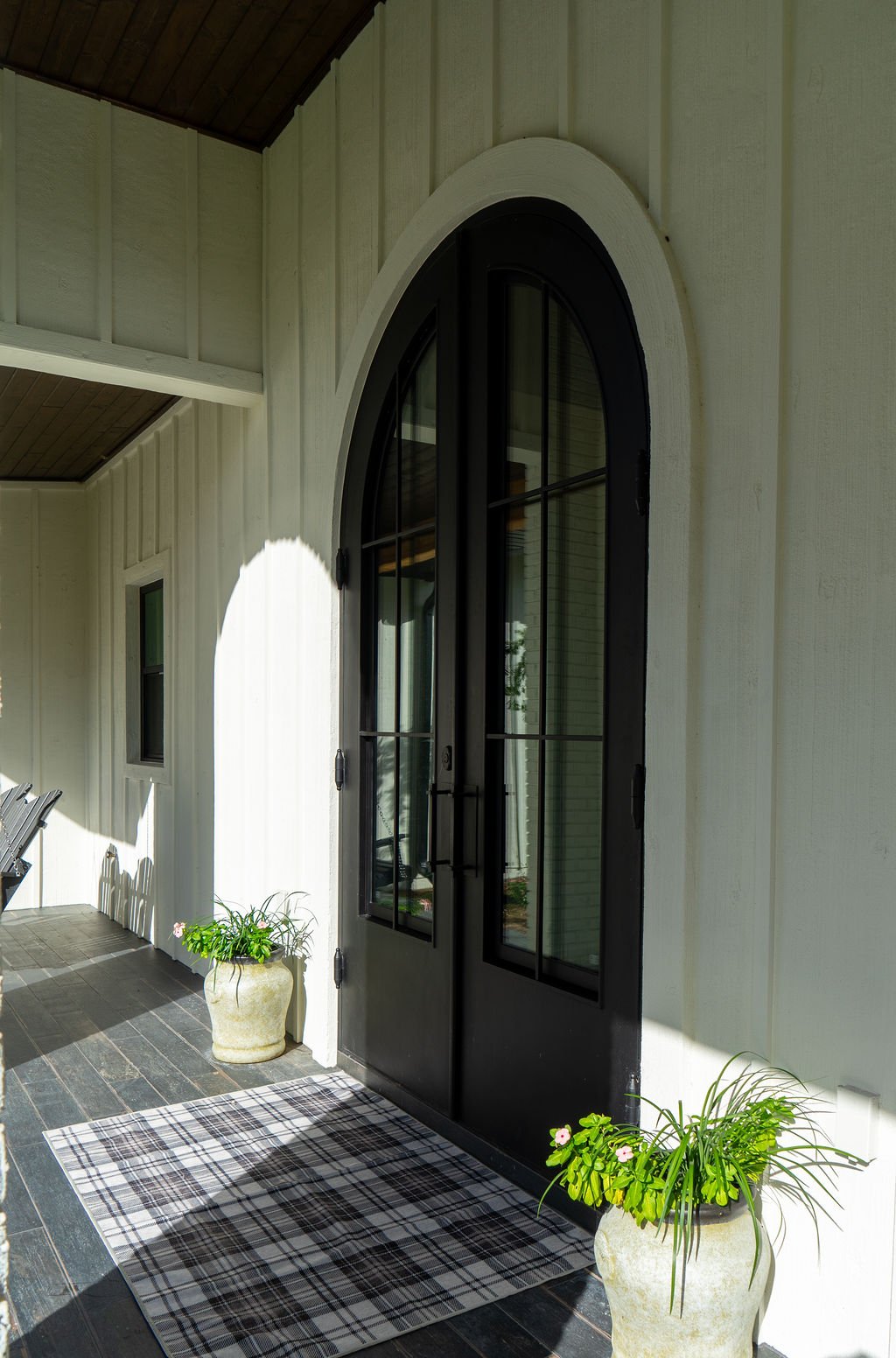 Modern farmhouse estate — interior, built by Great Oaks General Contractors