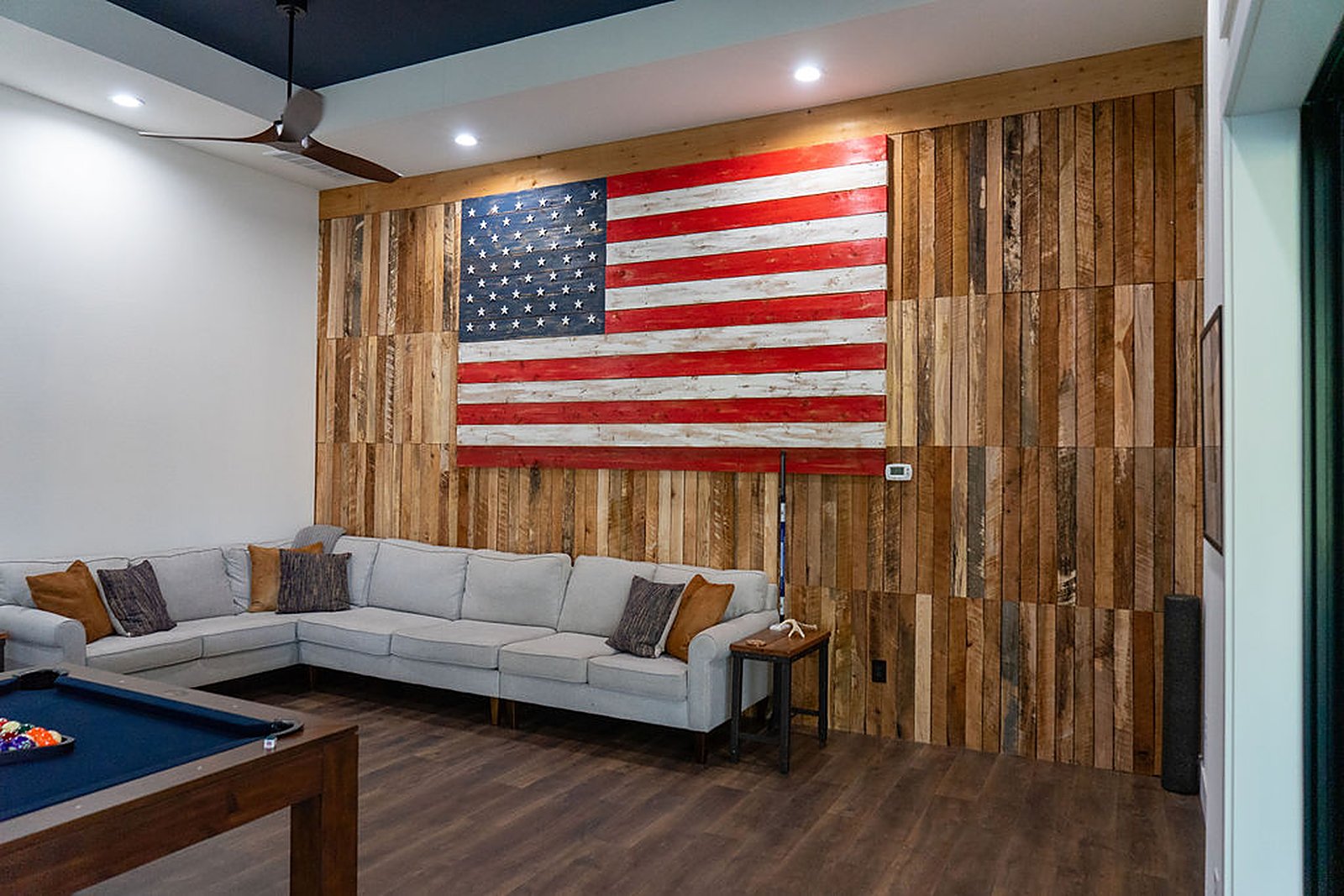 Modern farmhouse estate — interior, built by Great Oaks General Contractors