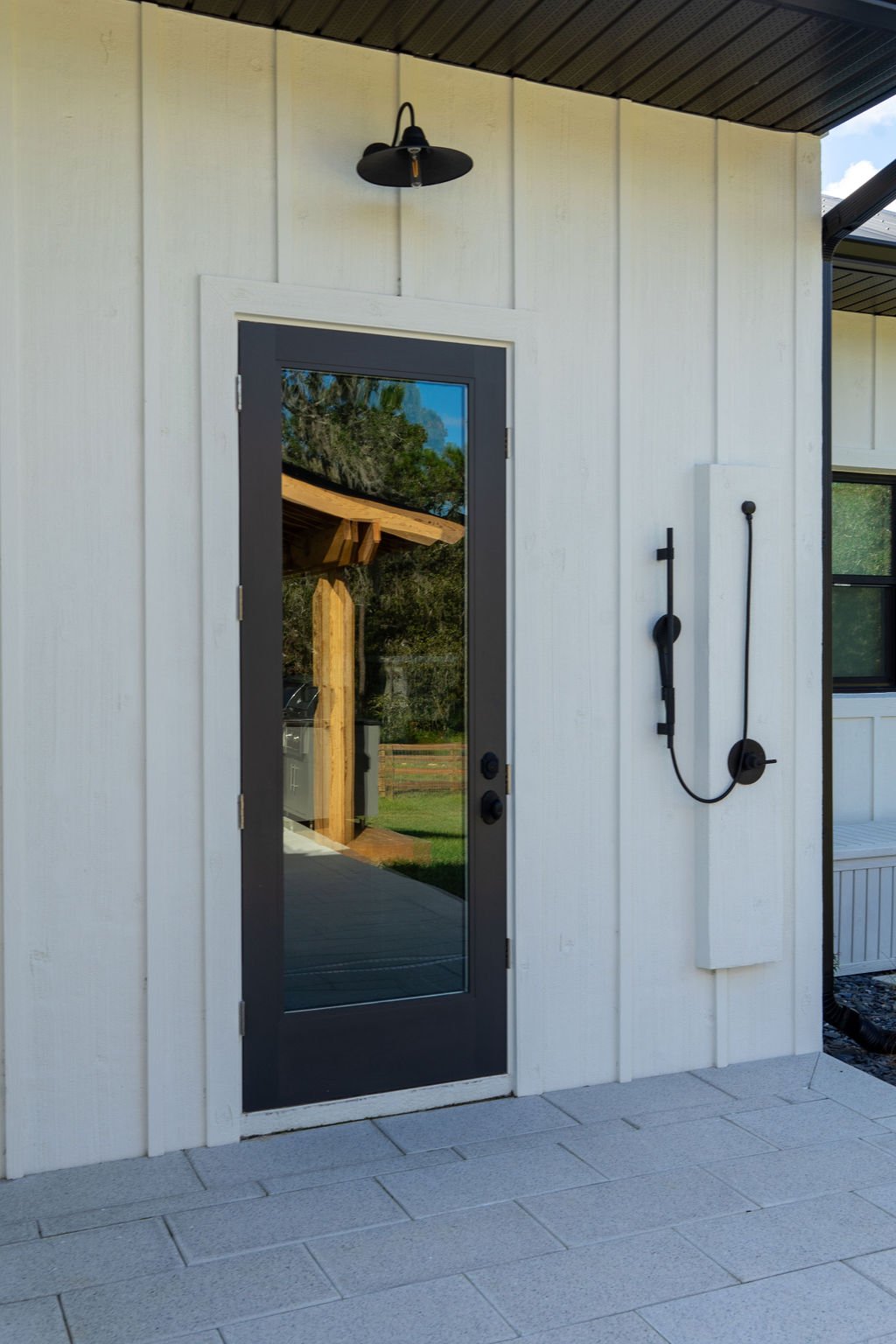 Modern farmhouse estate — interior, built by Great Oaks General Contractors