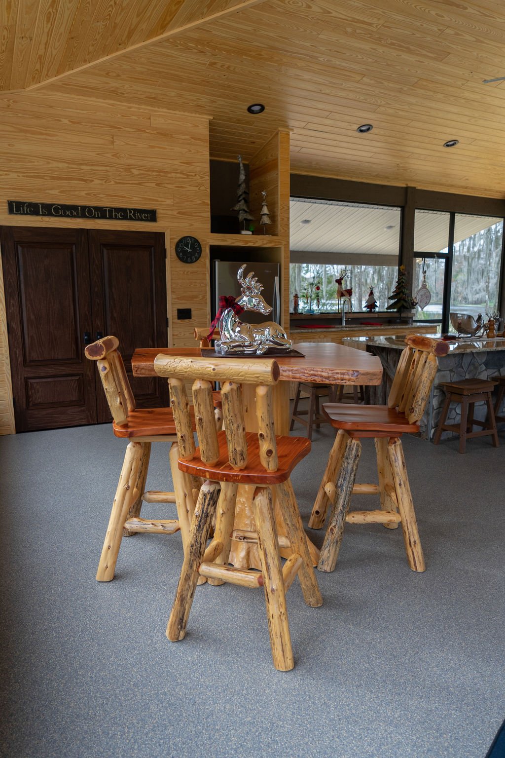Outdoor living — interior, built by Great Oaks General Contractors