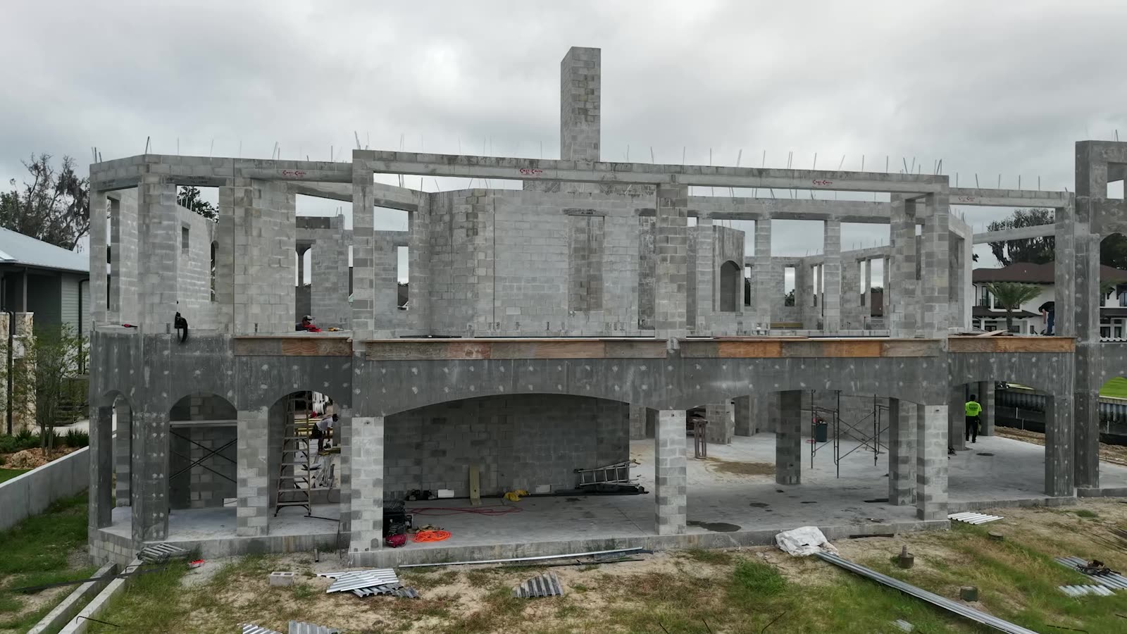 Reinforced masonry walls going up